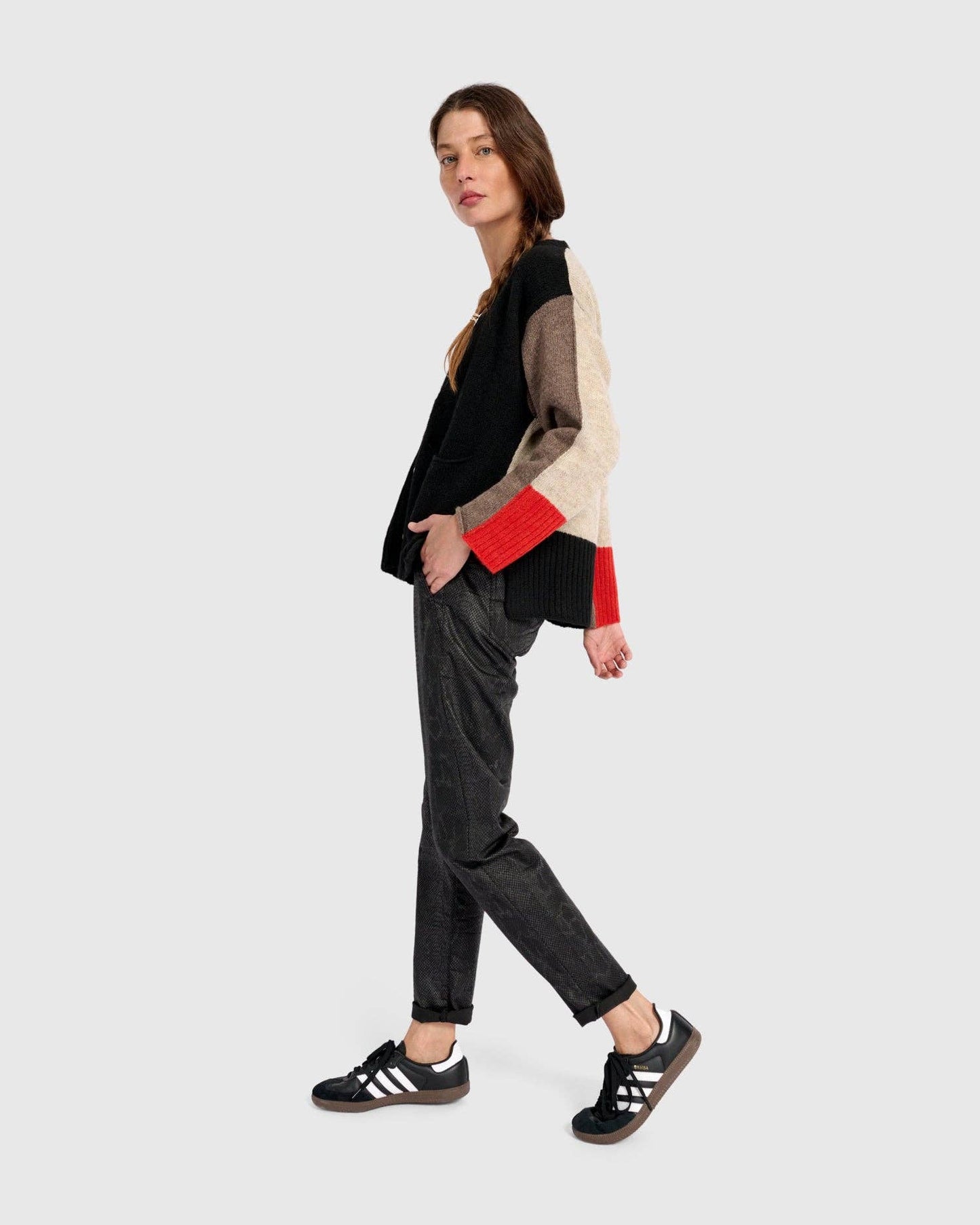 Finch Cardigan, Black/Hazelnut: MIX / ONE SIZE