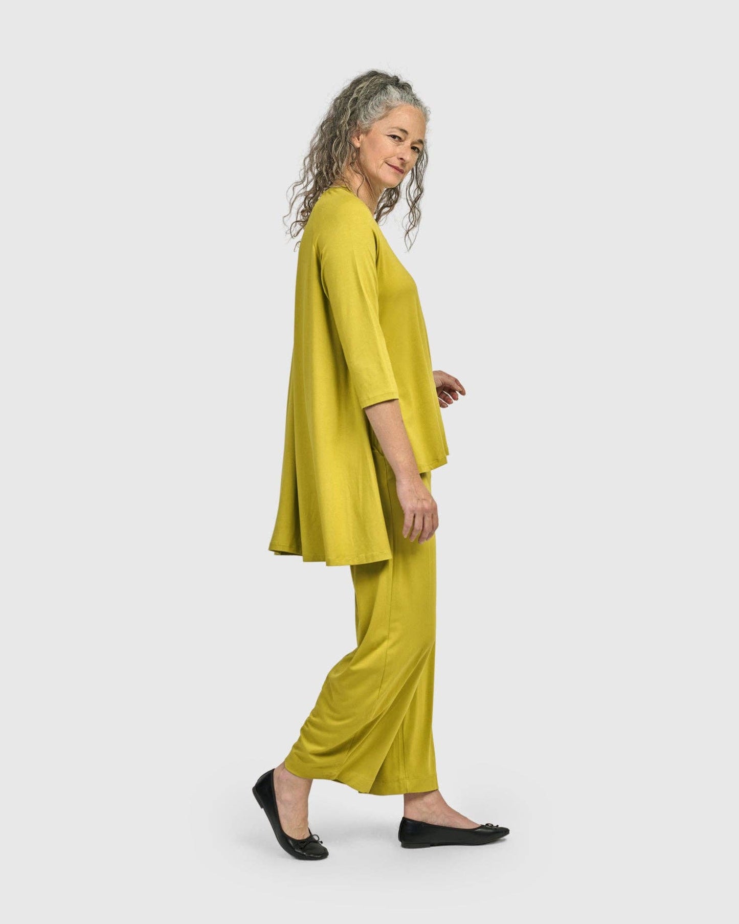 Essential Flow Pants - Alembika