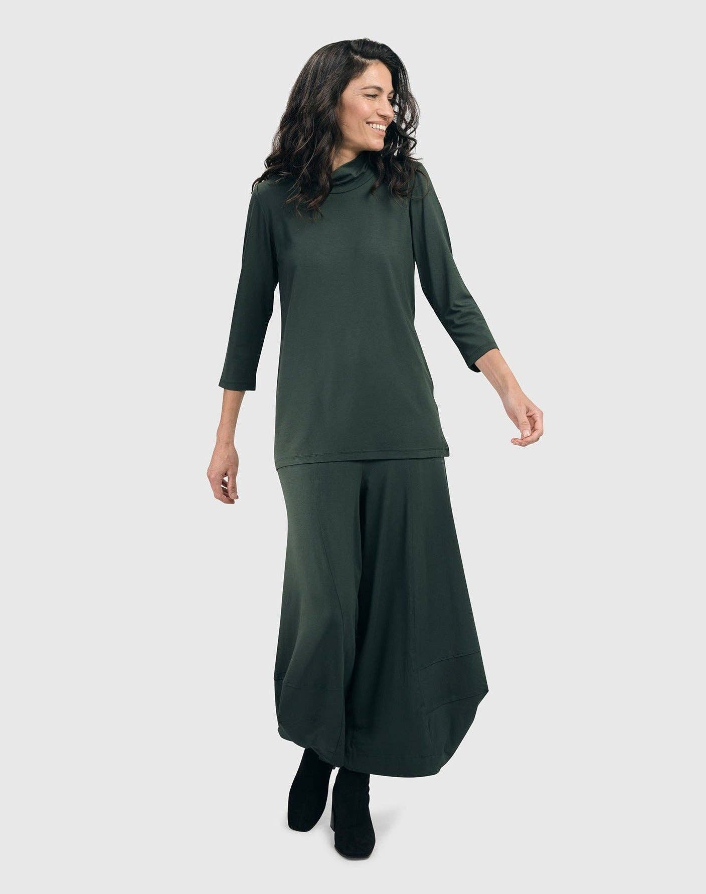 Essential Mockneck Top, Green: Green / 3 (US 10-12)