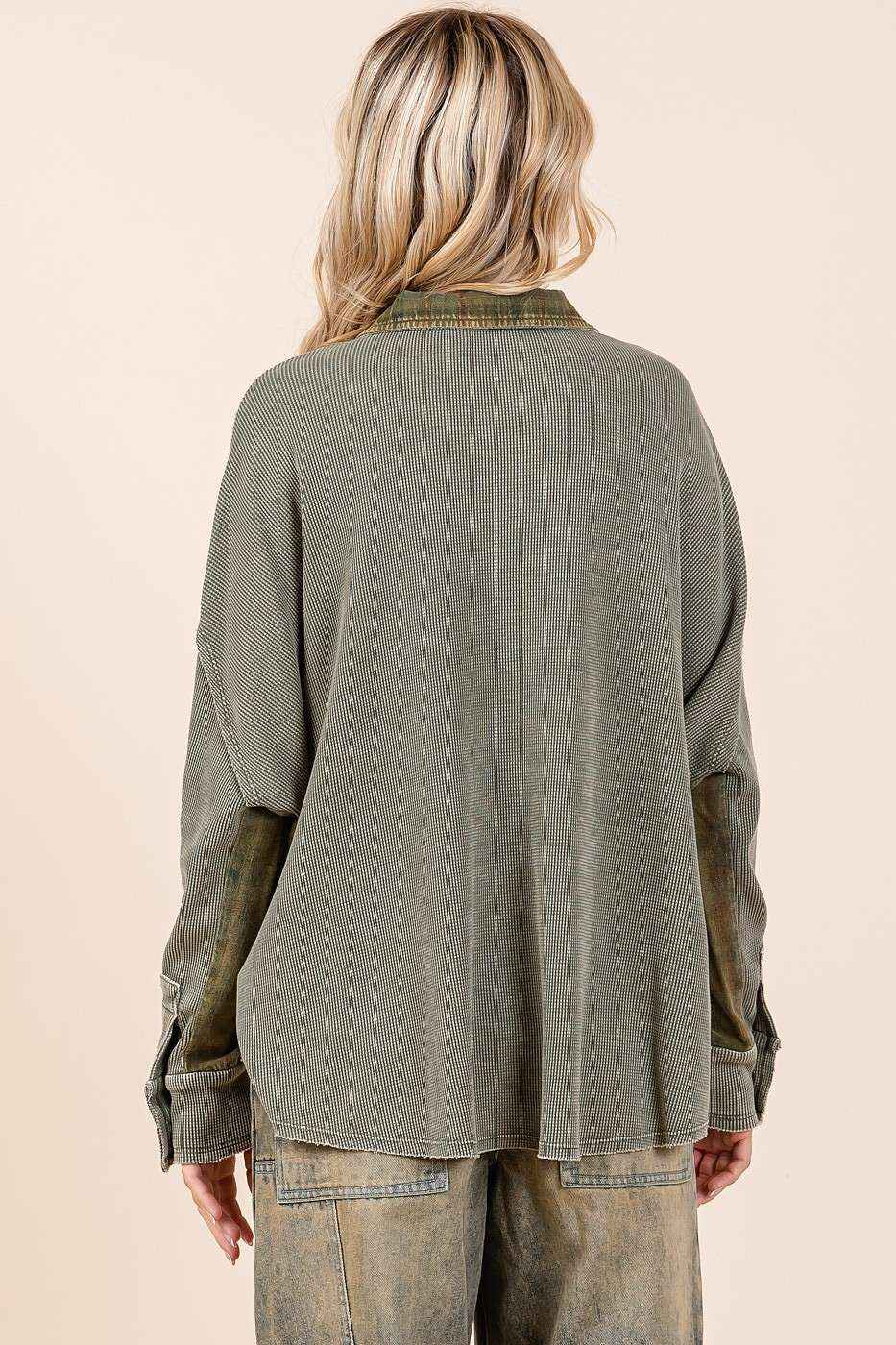 MINERAL WASH PLAID CONTRAST WAFFLE KNIT SHACKET: OLIVE / S/M-M/L(3-3)