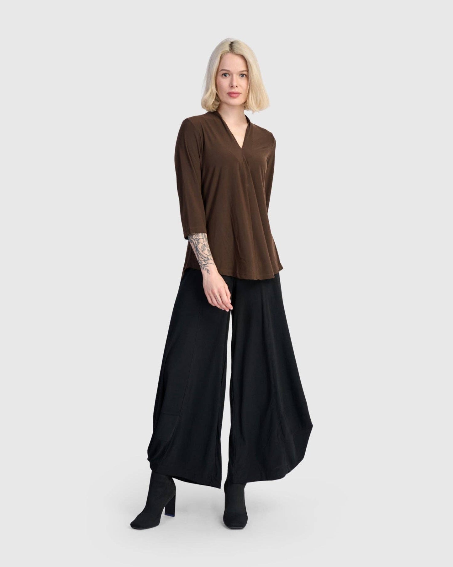 Essential Slinky Punto Pants, Black: BLACK / 4 (US 12-14)
