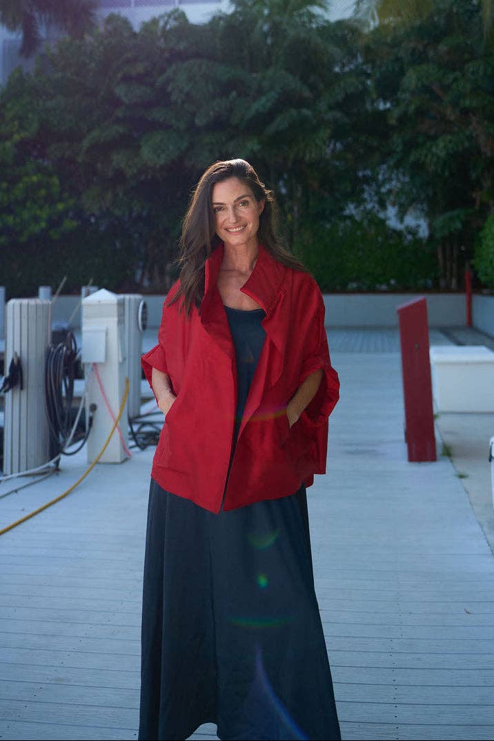 Dupioni Chic Cape - Red: Red