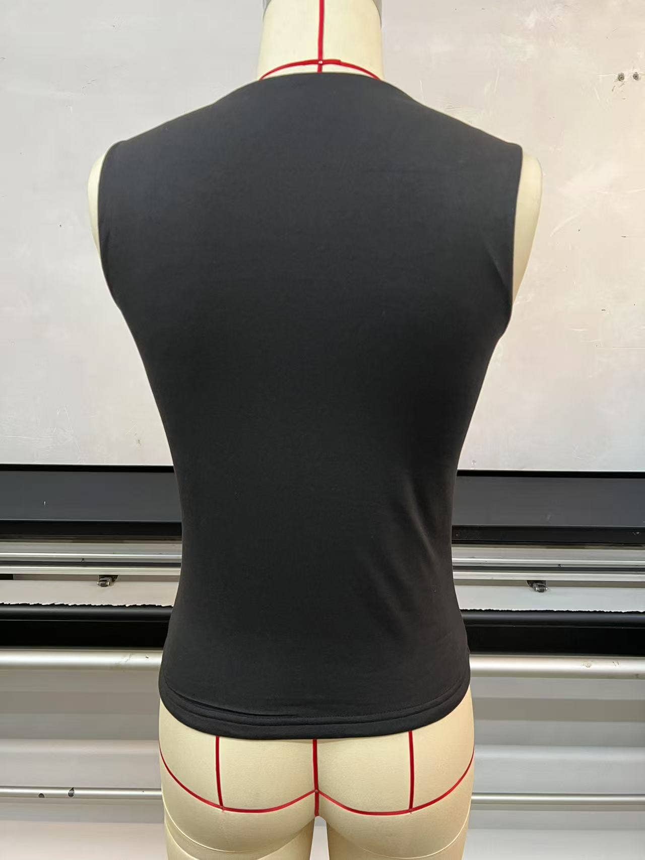 Comfortable square-neck sleeveless tank top: ARMYGREEN / (S) 1