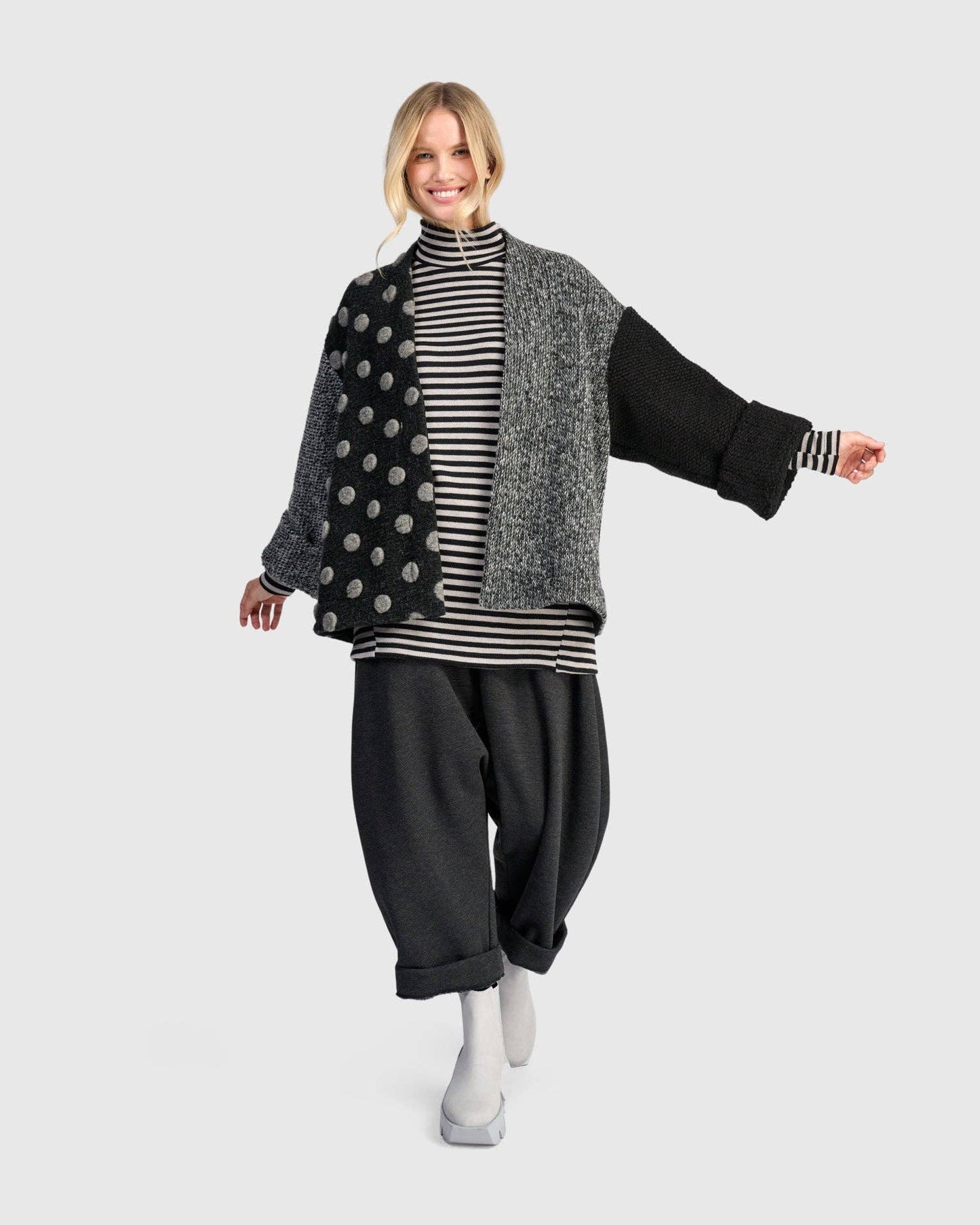 Urban Maggie Cardigan, Grey Mix: Dottie / S (US 8-12)