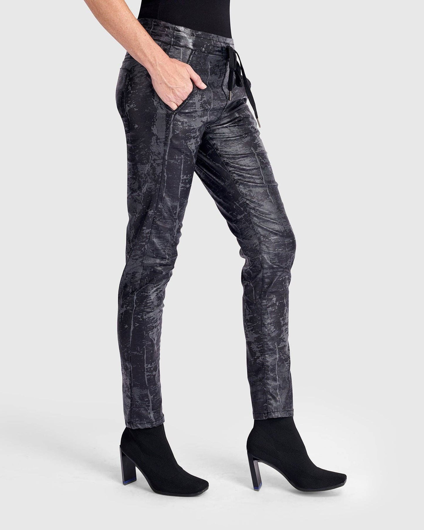 Static Iconic Stretch Jeans, Iron: Iron / 1 (US 6-8)