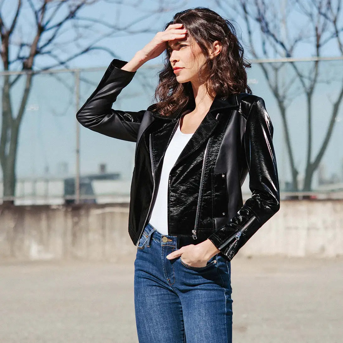 JK225H -Vinyl, Liquid Leather ™ Panel Zip Cuff Pocket Jacket: Black / L