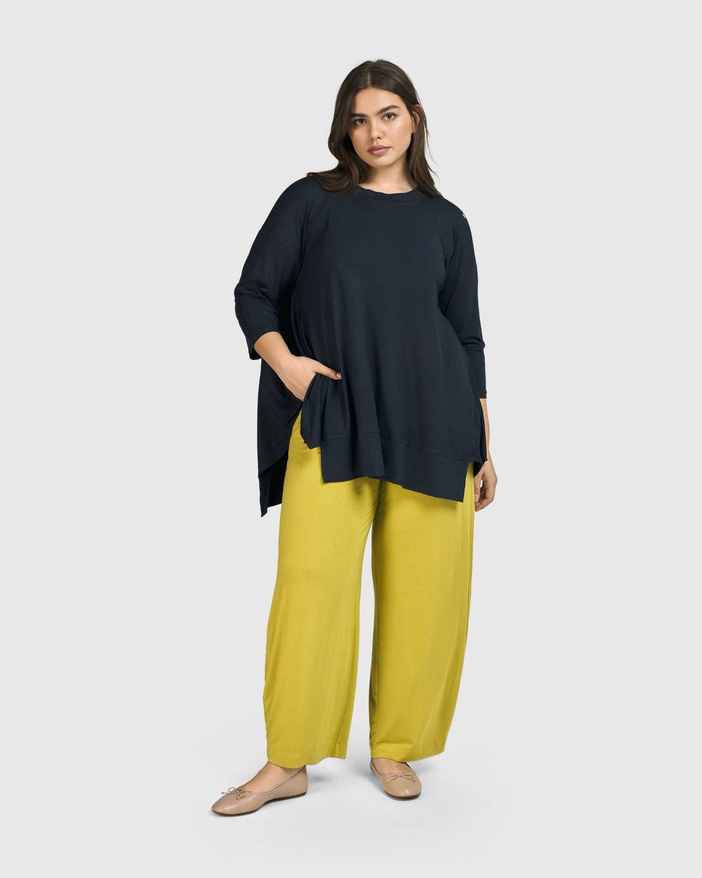 Essential Flow Pants - Alembika