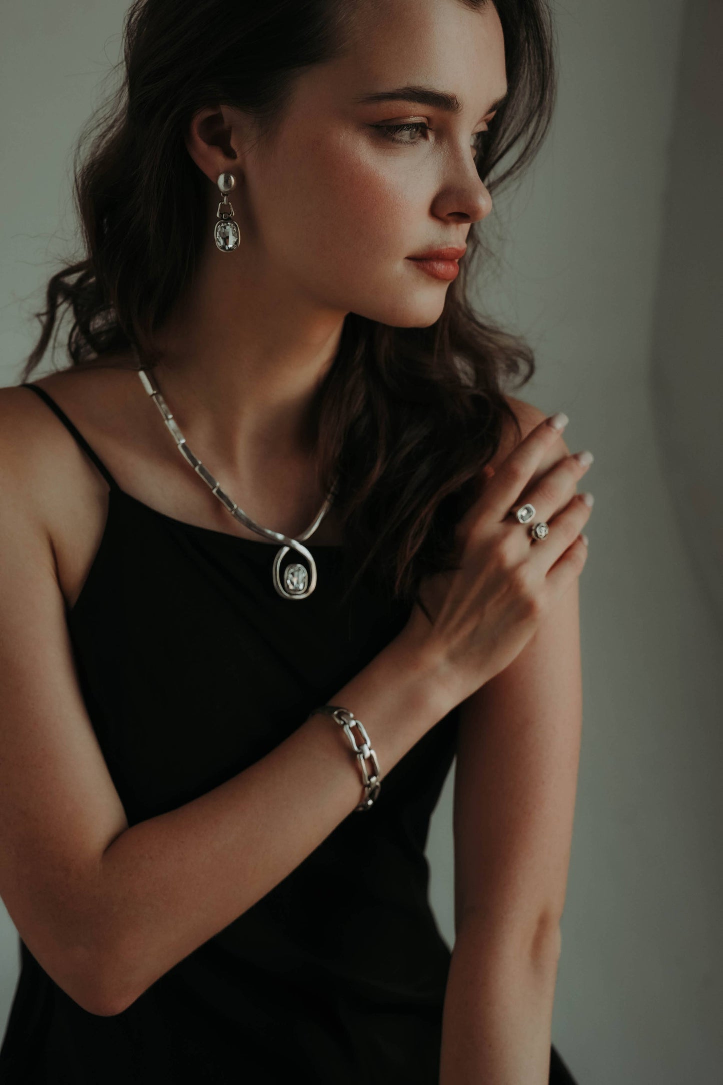 Handmade Crystal Pewter Necklace - 3885
