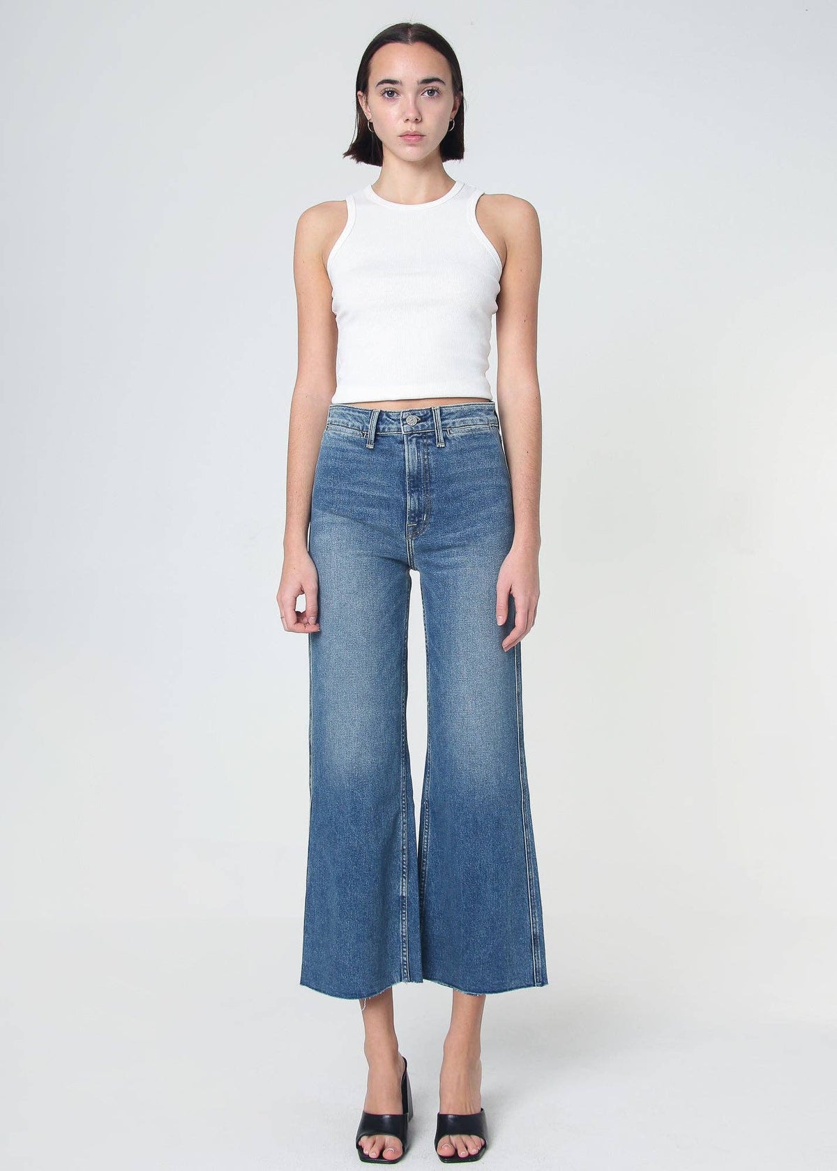 Queen High Rise Crop Wide Leg Jean - Lawrence Wash: Lawrence / 25