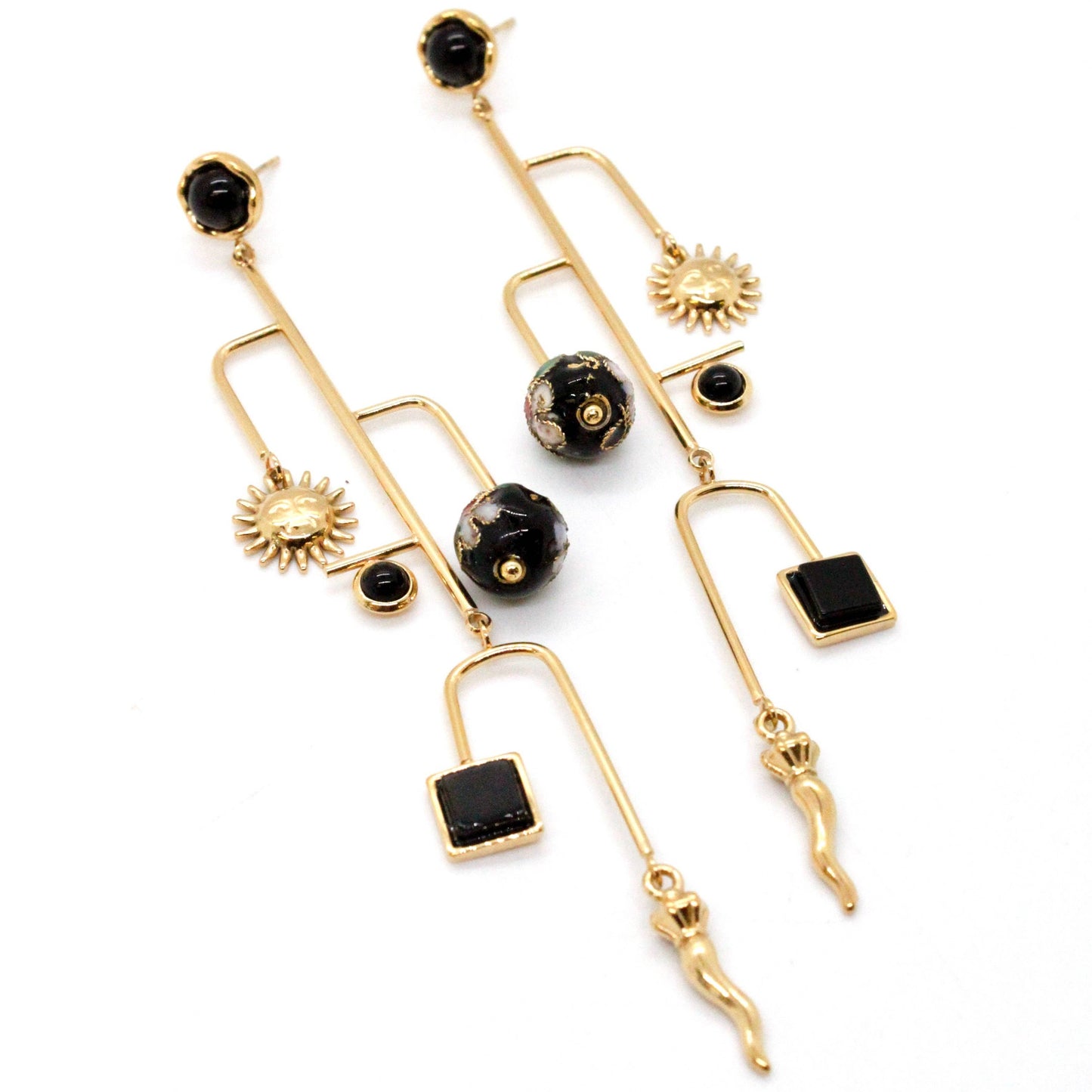 Museum Style Sun and Pepper Mobile Earrings - E4-306