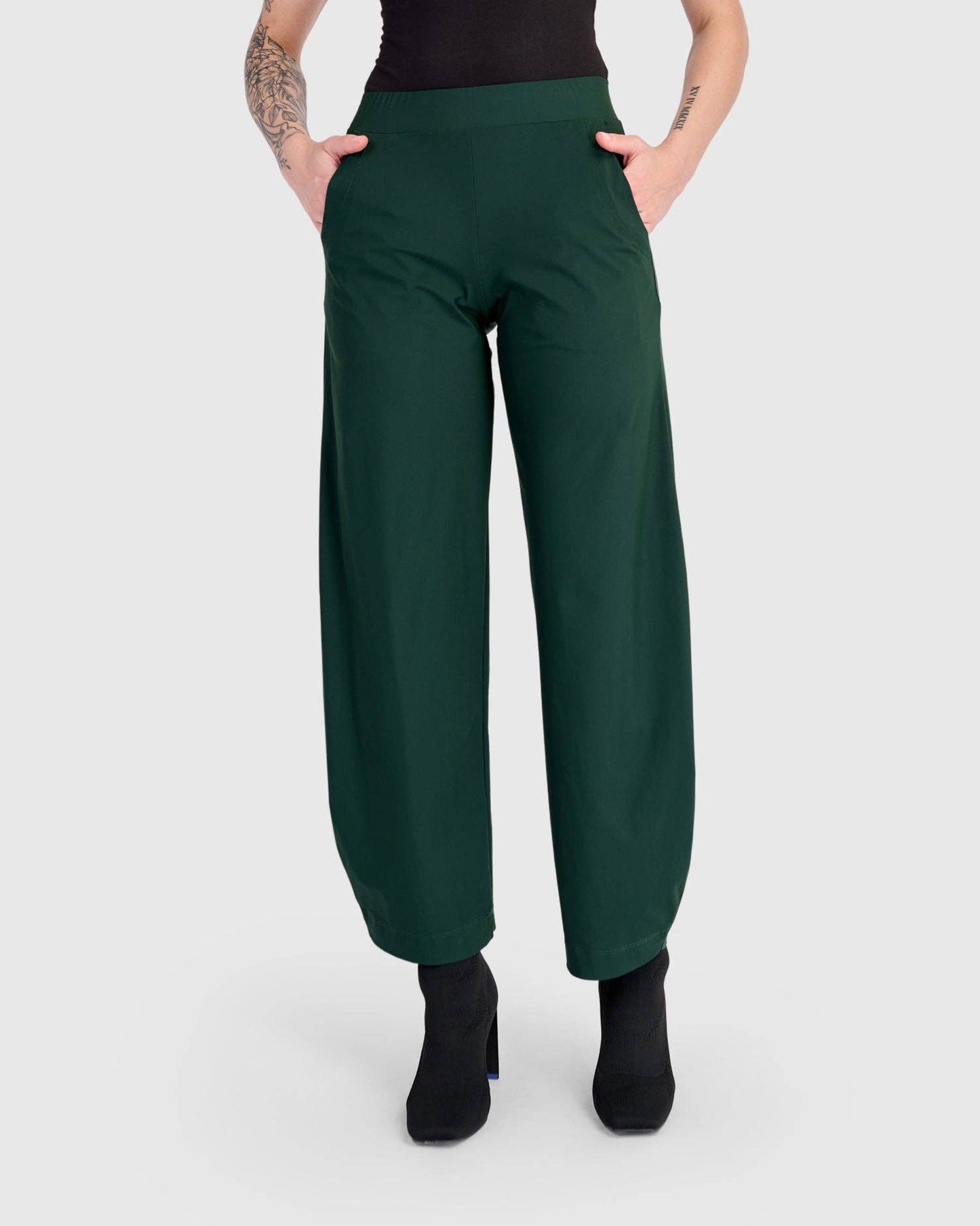 Essential Tekbika Flow Pants, Forest: Forest / 4 (US 12-14)