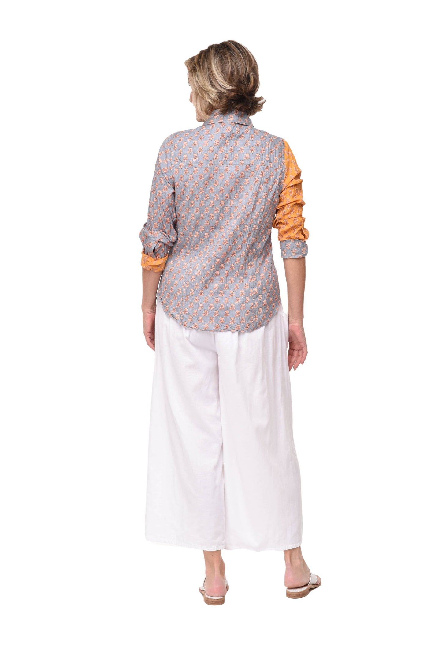 CV1087 Gretchen Button Down in Gingko*: L