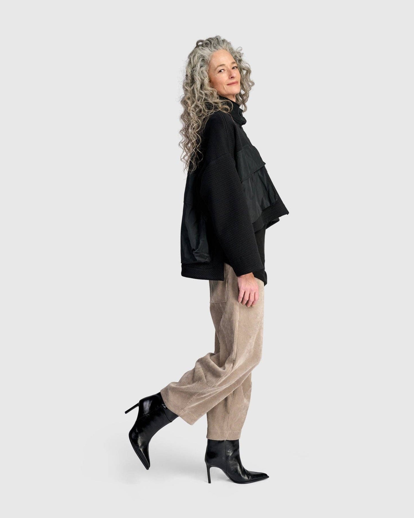 Urban Workshop Jacket, Black: BLACK / XS (US 6-8)
