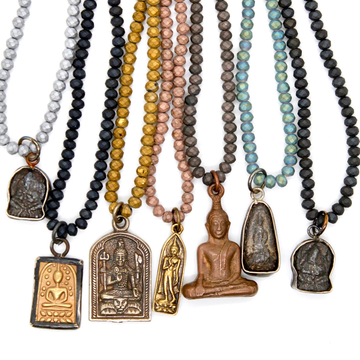 Matte Crystal Necklace with Small Buddha -Buddha Collection-: Option 1