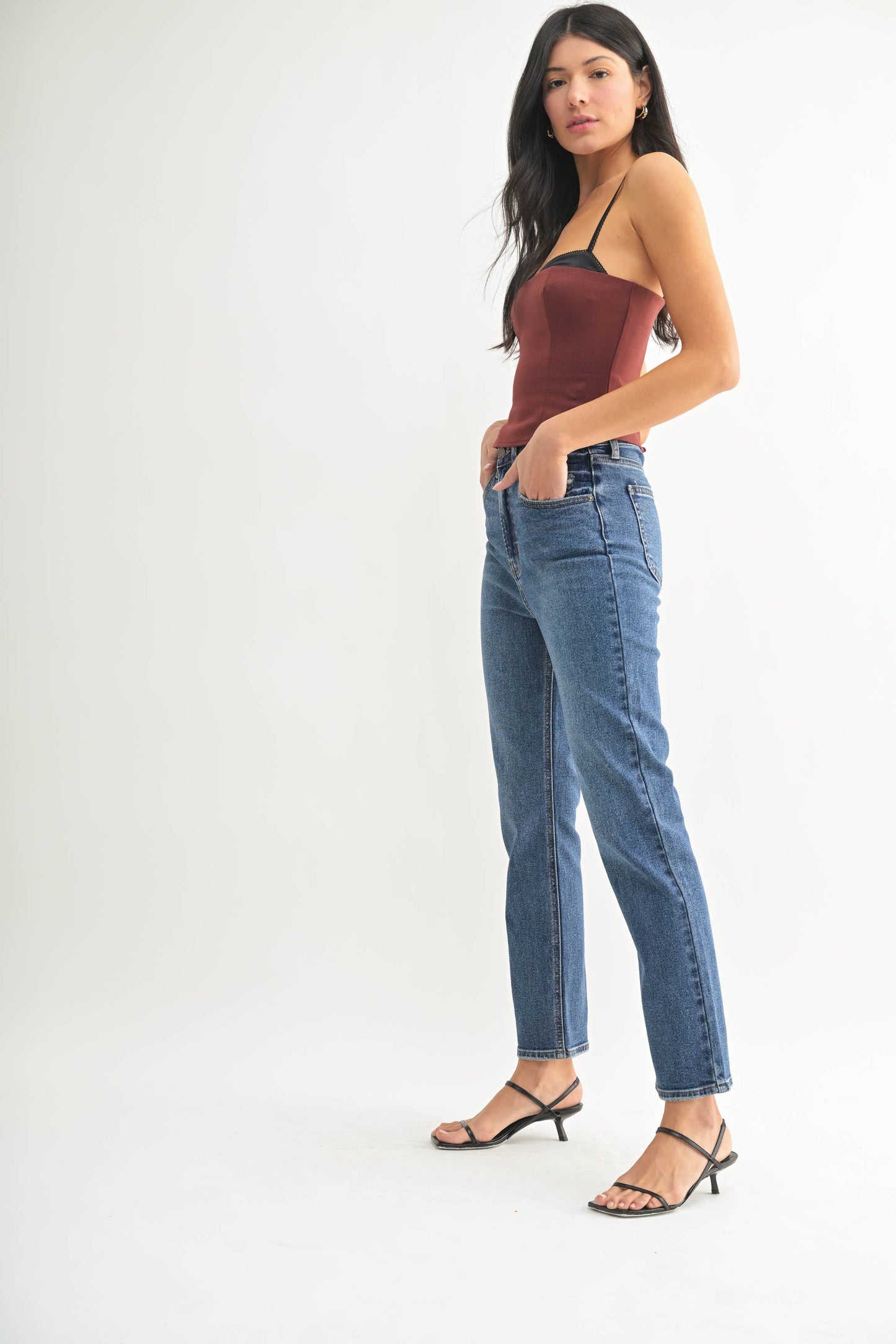 Classic Slim Straight DP657