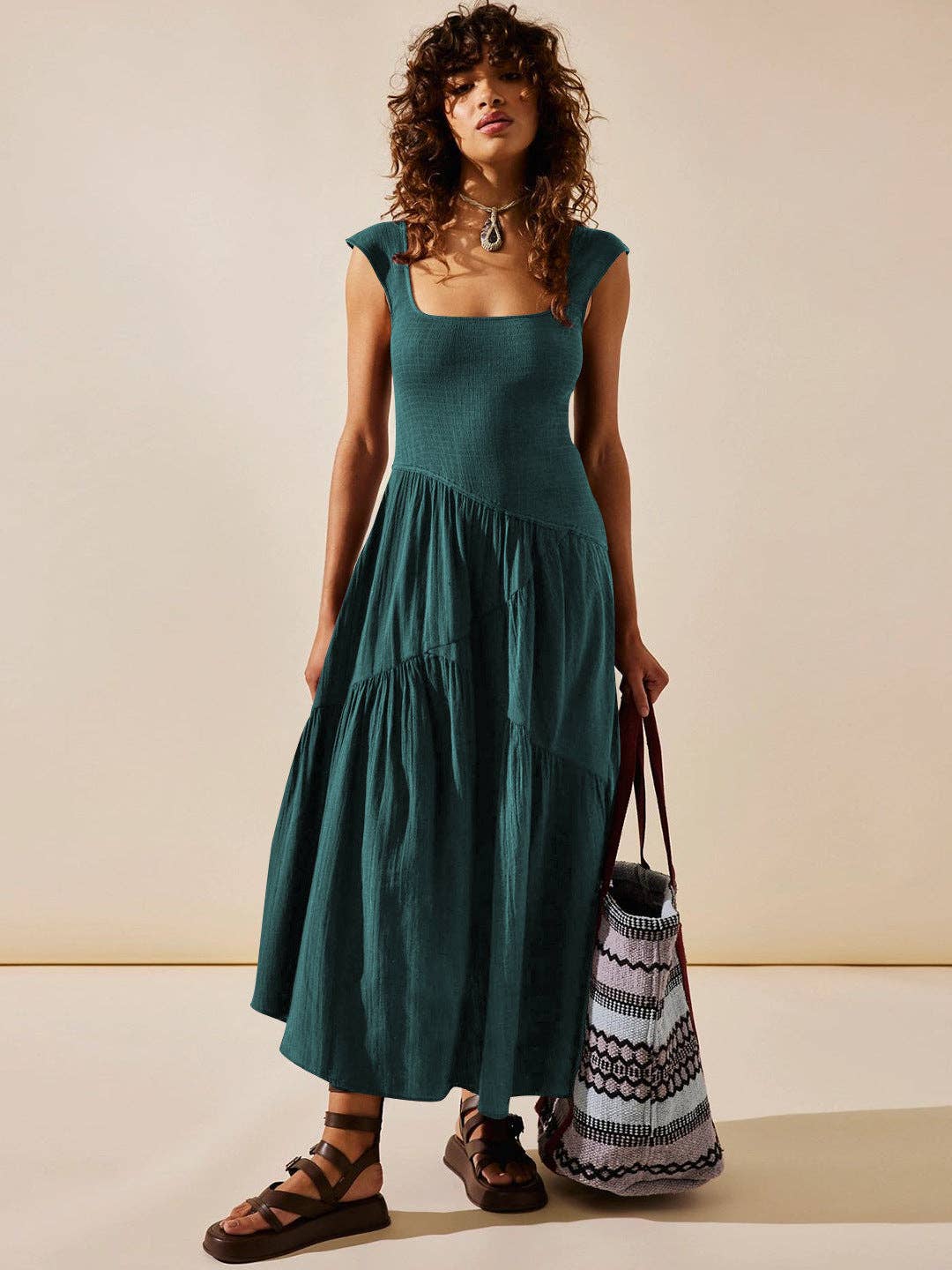 French Style Elegant A-Line Maxi Dress With U-Neck Design: GQTX002 / M
