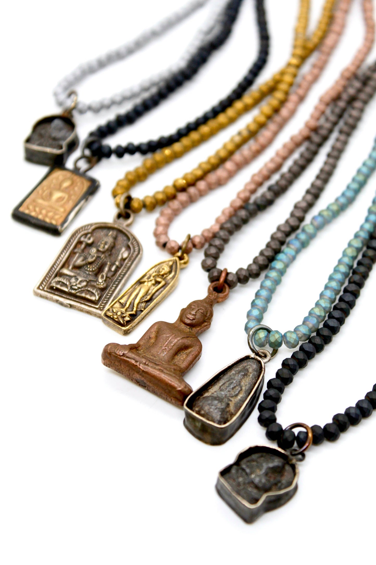 Matte Crystal Necklace with Small Buddha -Buddha Collection-: Option 1