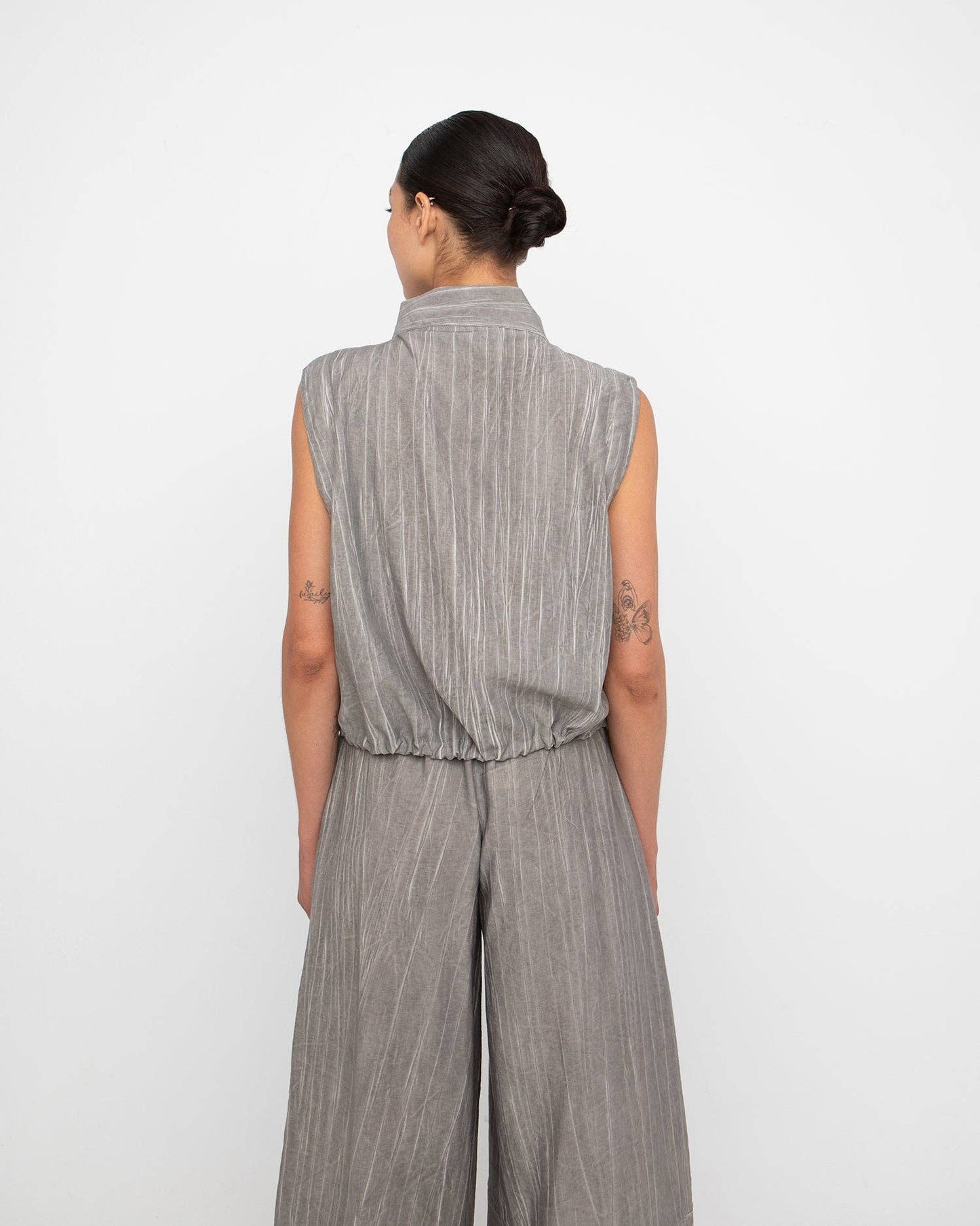 Ozai N Ku Oran Vest, Taupe: Taupe / L (US 10-12)